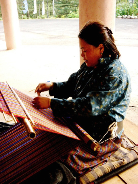 Yathra Weaving at Zungney