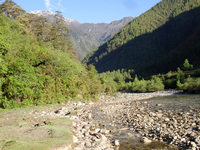 Return trek Shana to Drugyal Dzong.