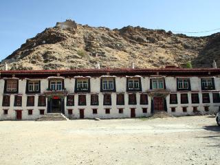 Dechen Dzong 