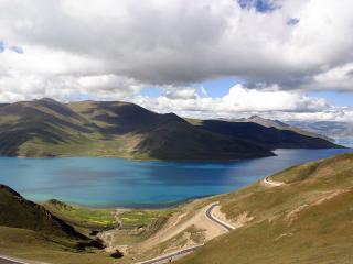 Lhasa to Gyantse Drive 