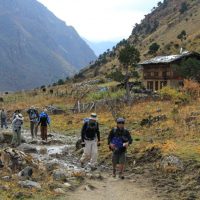 On the way to Jangothang 2 Windhorse Tours