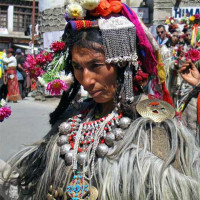 dah hanu lady Windhorse Tours