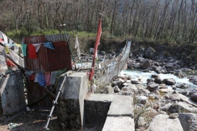 Gasa-Bridge