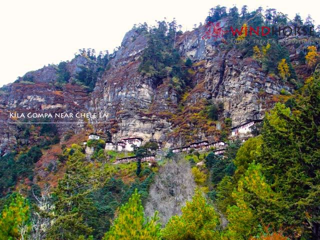 Kila Goenpa near Chele la Pass