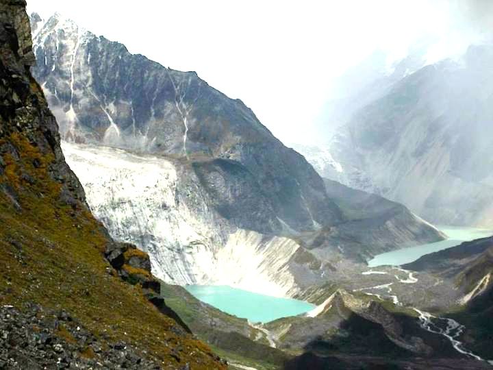 Best time for trekking in Bhutan 3 Windhorse Tours Lake en-route to Tarina (Snowman Trek) Courtesy Kirill & Olga, October 2014