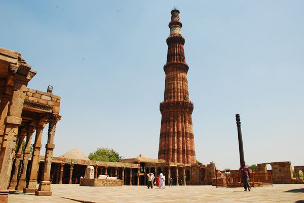 What are the top sightseeing spots in Delhi? 1 Windhorse Tours Qutub Minar Windhorse Tours