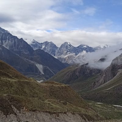 towards ama dablam min Windhorse Tours