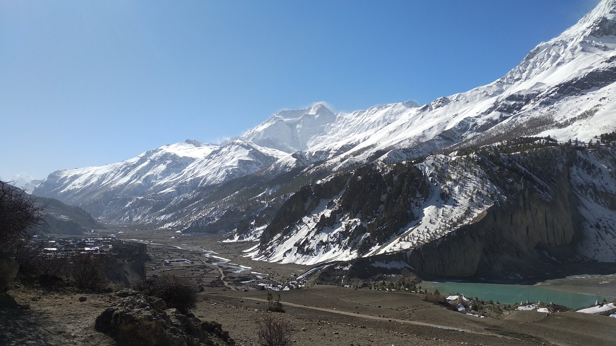 Jeep and Walking Tour of Manang