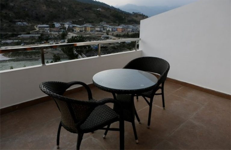Khuru Resort