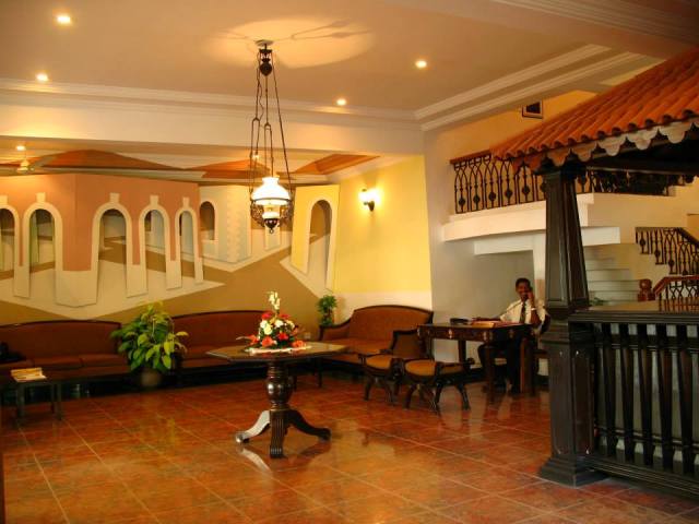 Sonesta Inn