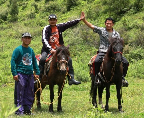 Wind Horse handlers with their horses
